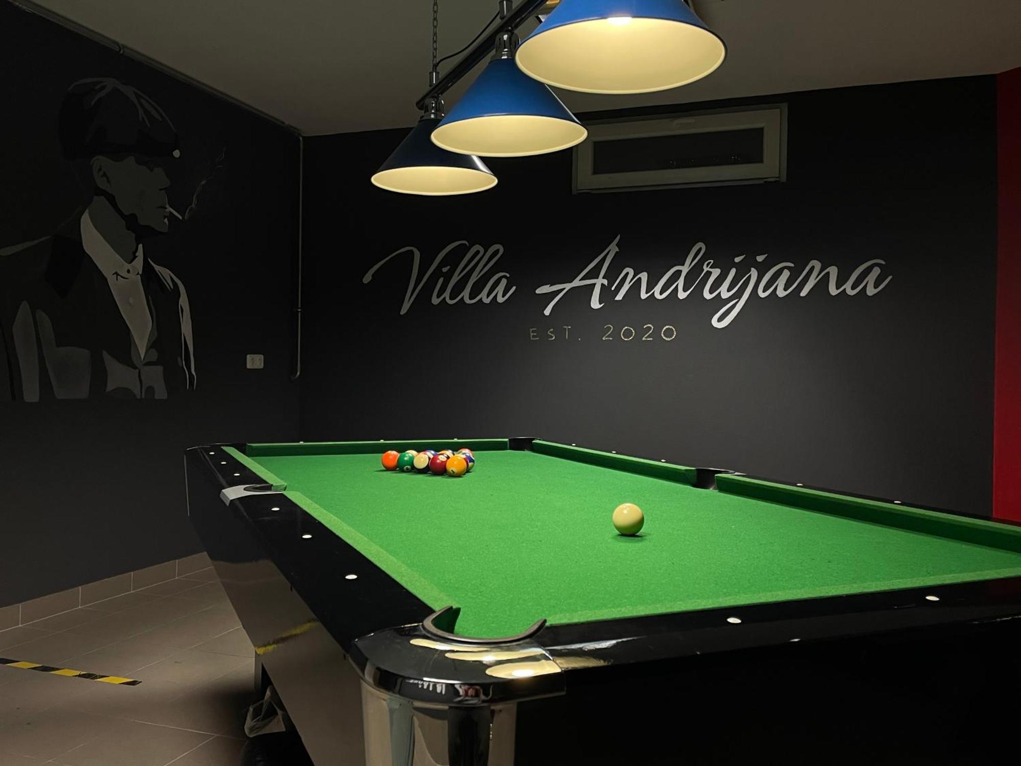 Villa Andrijana - Exclusively Yours - Family Getaway With Private Pool Kaštela Extérieur photo