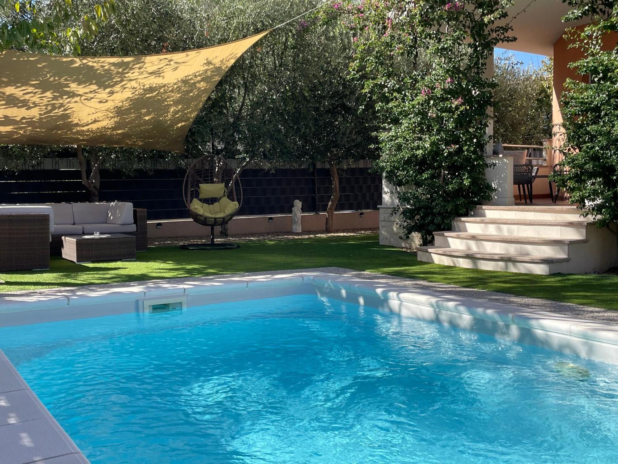 Villa Andrijana - Exclusively Yours - Family Getaway With Private Pool Kaštela Extérieur photo