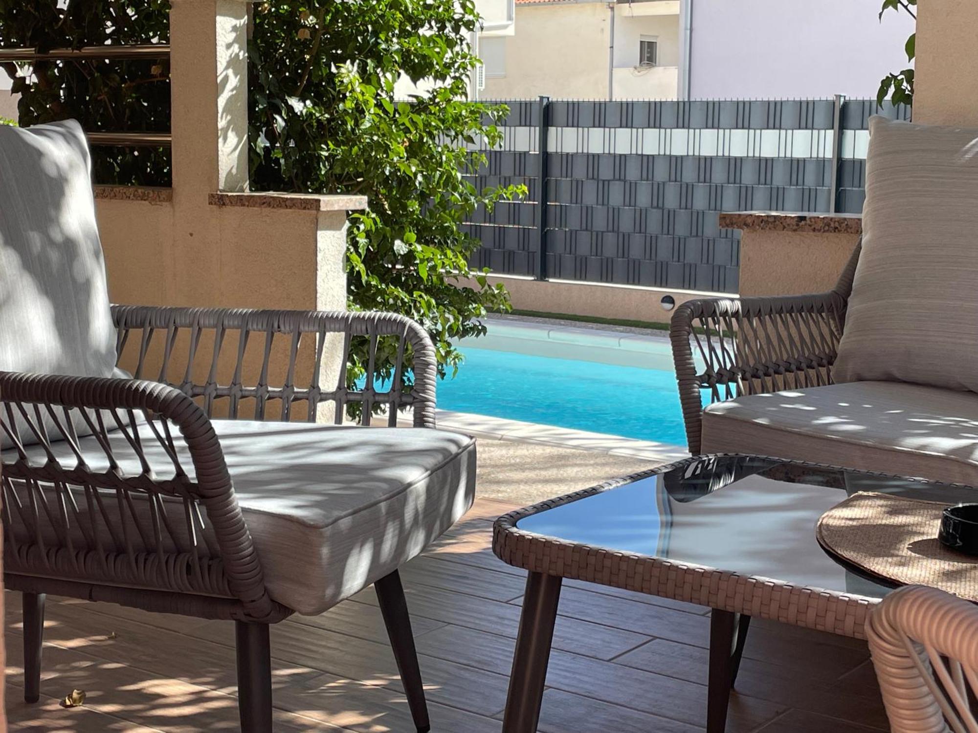 Villa Andrijana - Exclusively Yours - Family Getaway With Private Pool Kaštela Extérieur photo