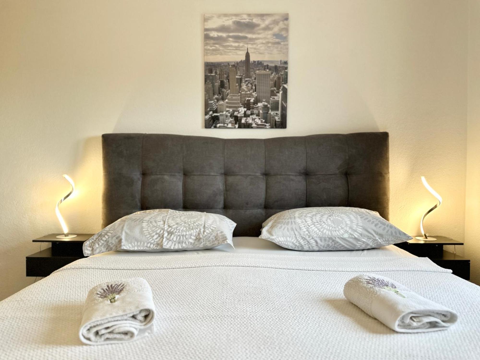 Villa Andrijana - Exclusively Yours - Family Getaway With Private Pool Kaštela Extérieur photo