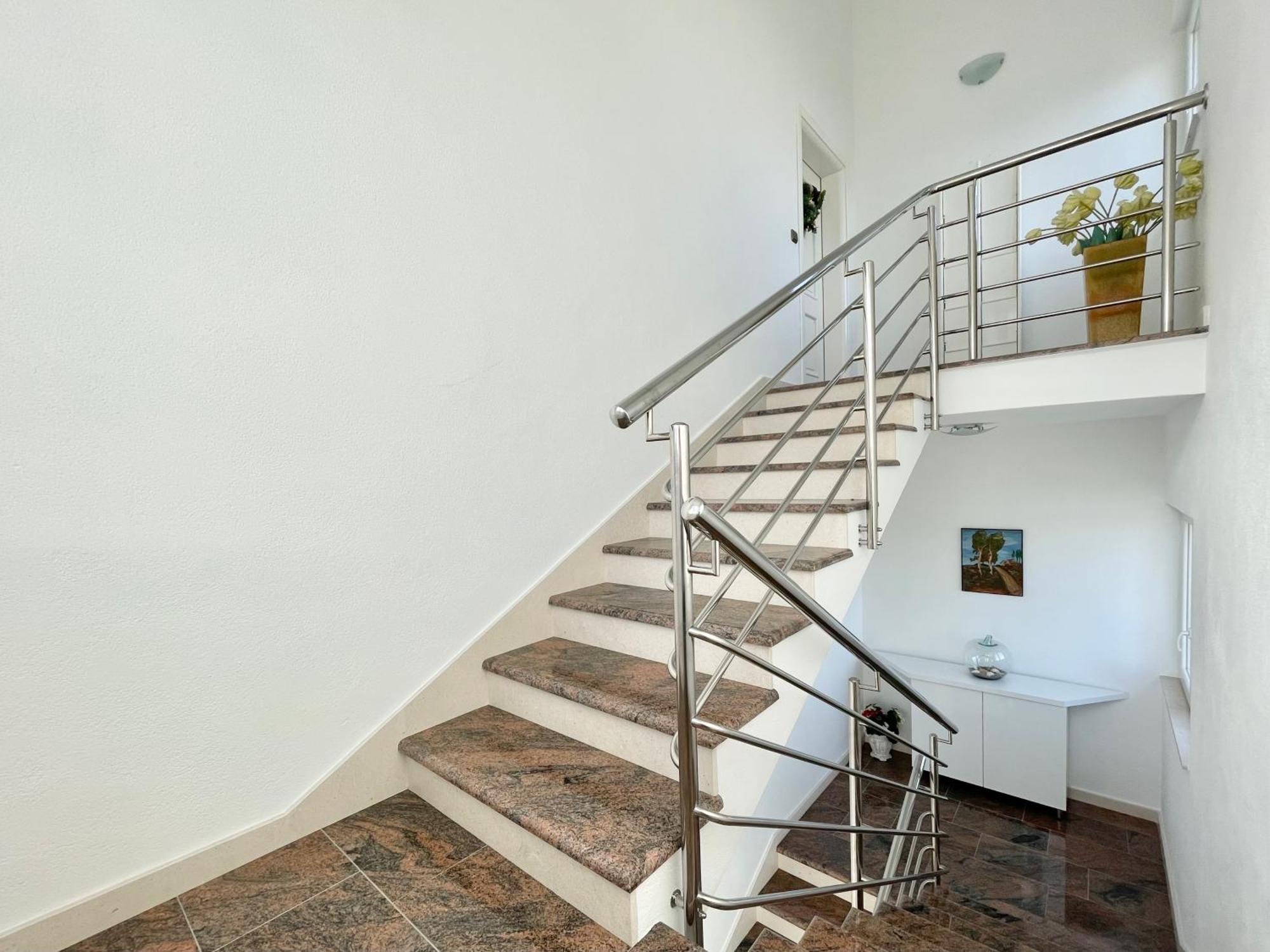 Villa Andrijana - Exclusively Yours - Family Getaway With Private Pool Kaštela Extérieur photo